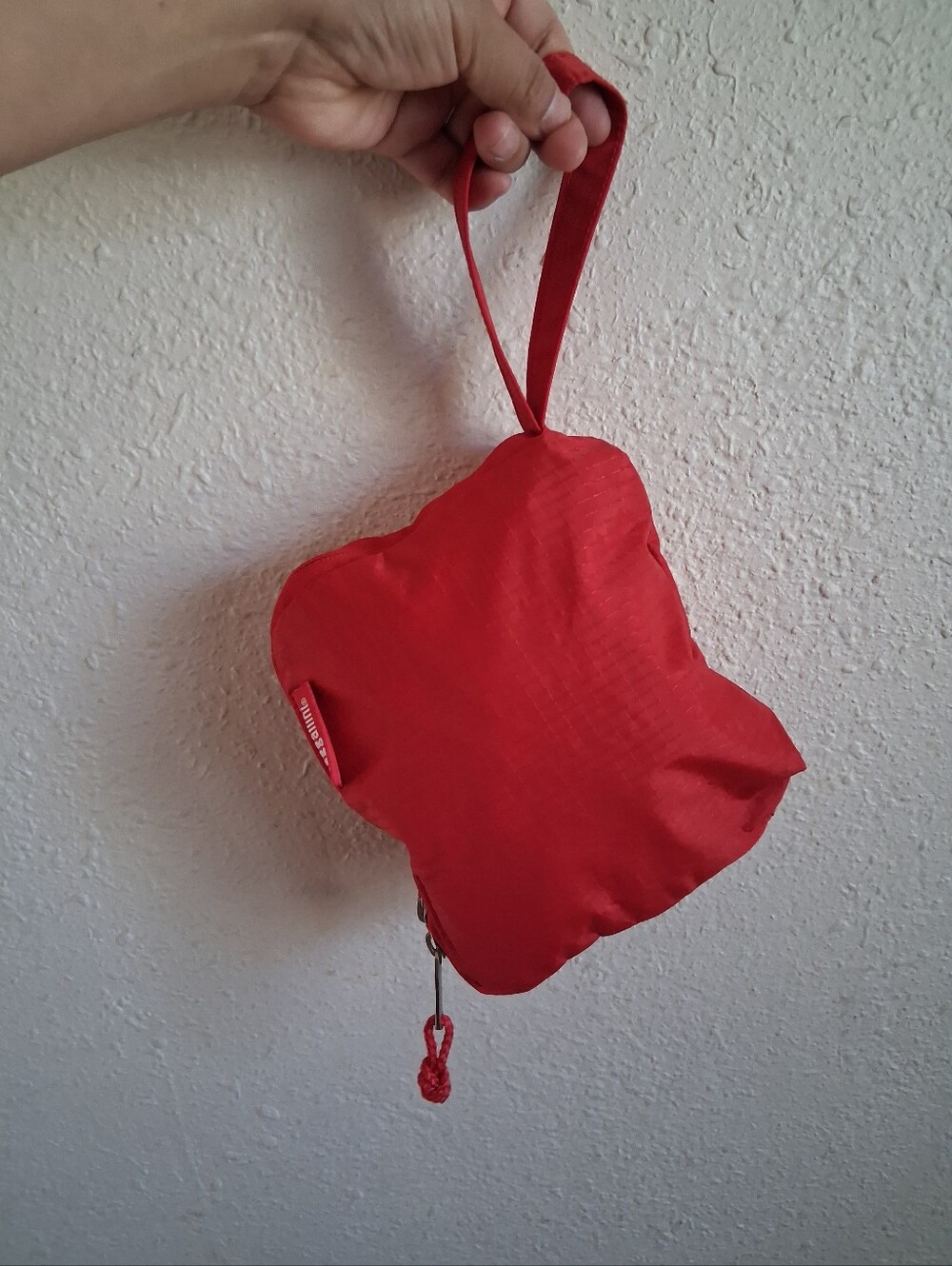 Baggallini Red Convert Drawstring Backpack - Picture 8 of 8